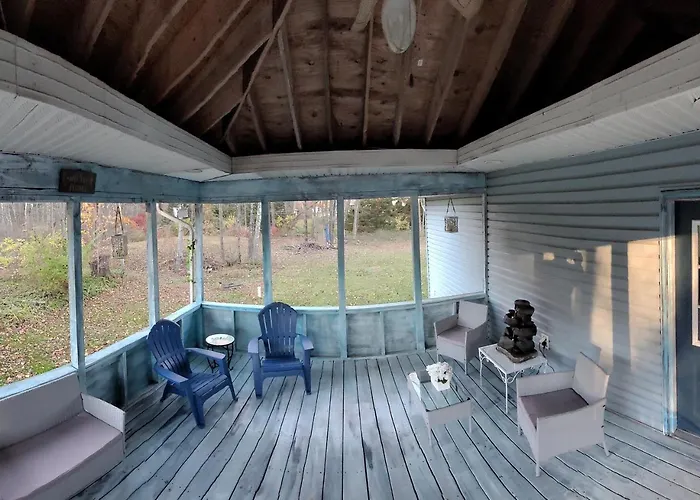 Experience The Serenity Of Pineapple Acre Pocono
