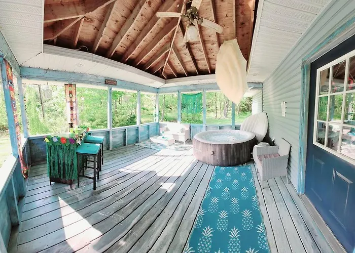 Experience The Serenity Of Pineapple Acre Pocono