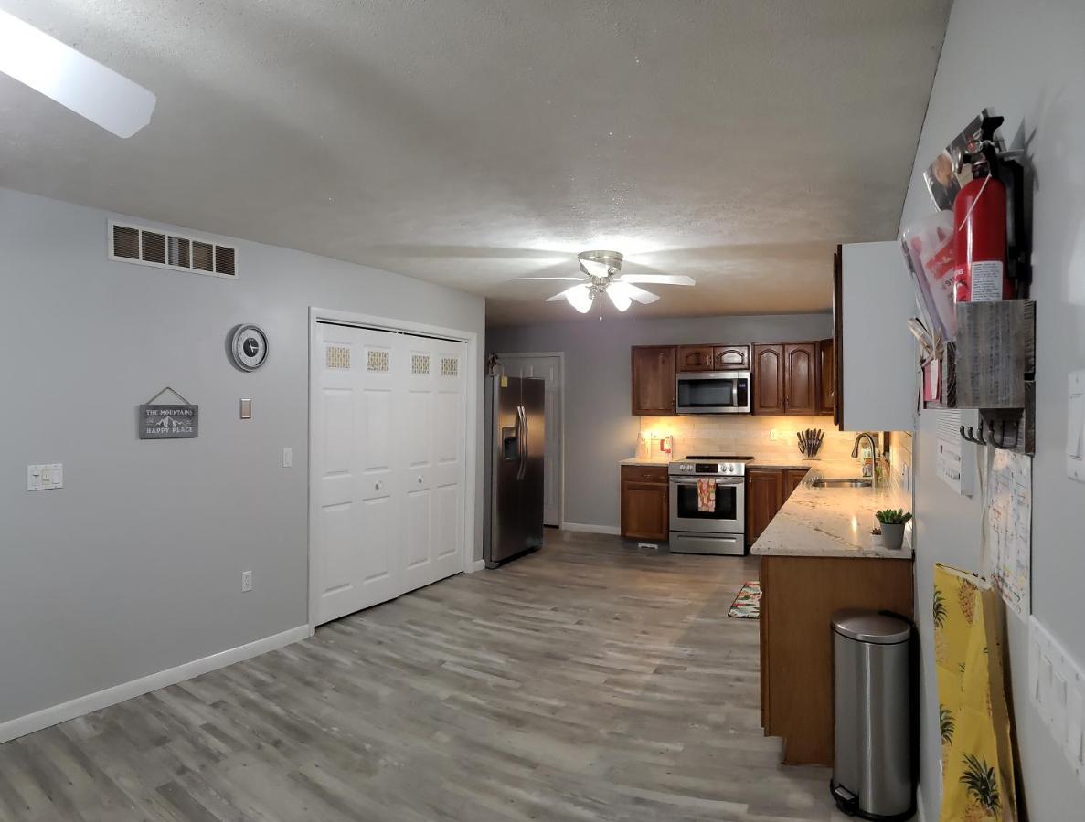 Holiday home Experience The Serenity Of Pineapple Acre Pocono *