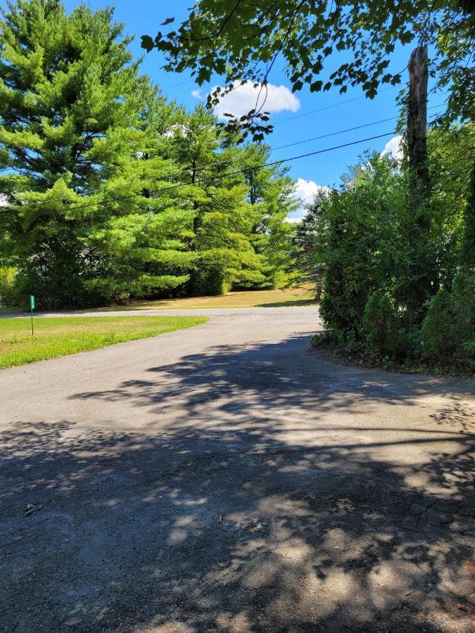 Experience The Serenity Of Pineapple Acre Pocono Holiday home *