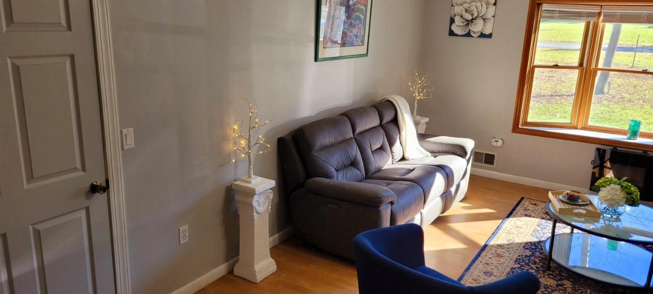 Holiday home Experience The Serenity Of Pineapple Acre Pocono *
