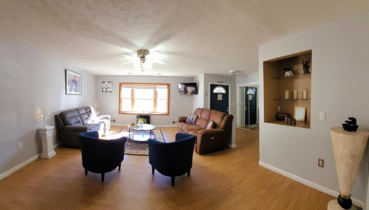 Experience The Serenity Of Pineapple Acre Pocono * Stroudsburg